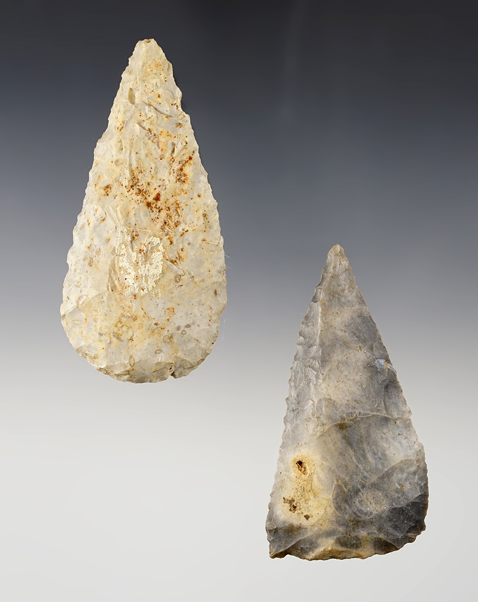 Pair of nicely styled Knives - Wabash Co., Illinois. Ex. Clark Family collection. Largest is 3 3/16".