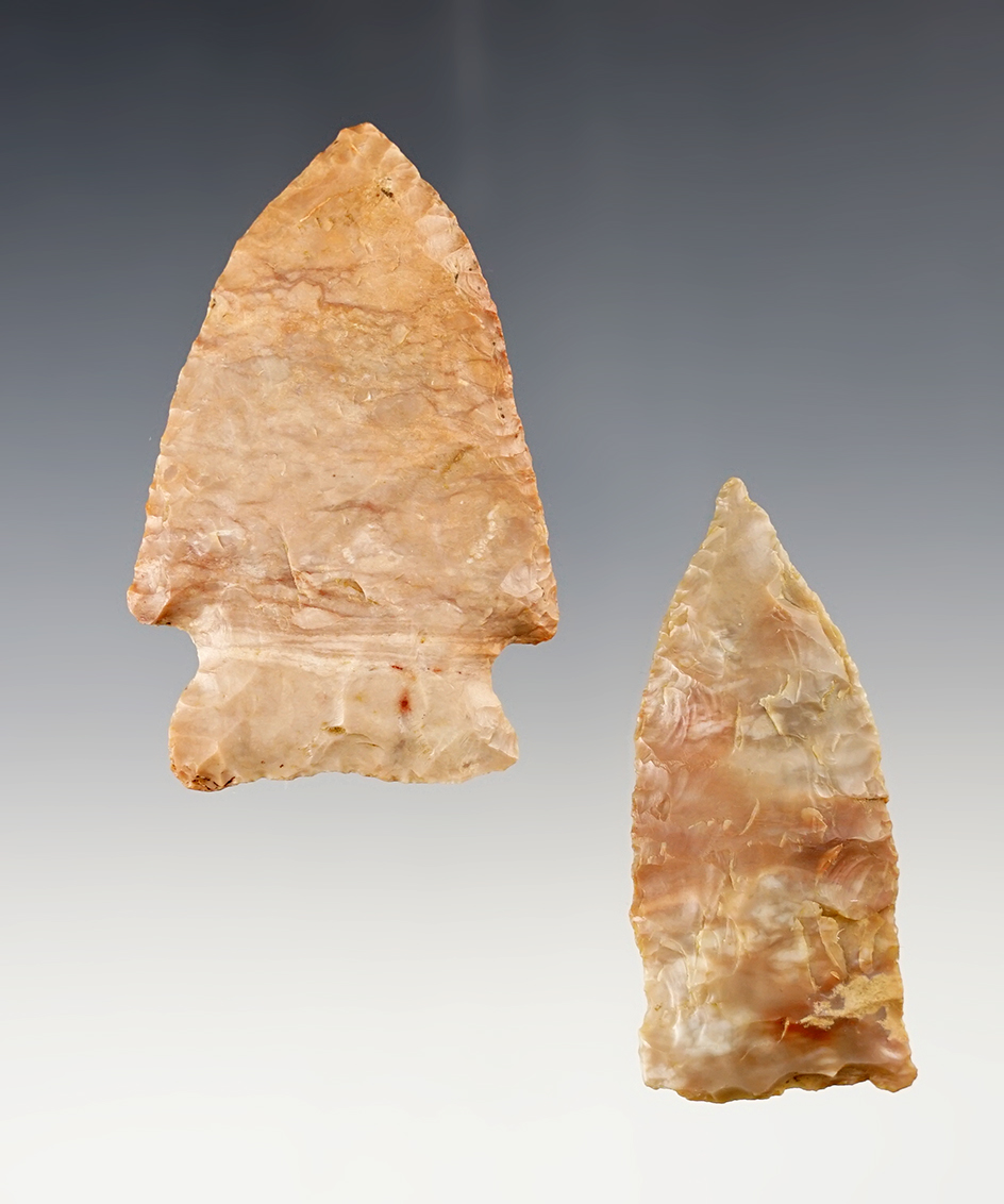 Pair of colorful Tennessee Points that are well made. The largest is 2 1/2".