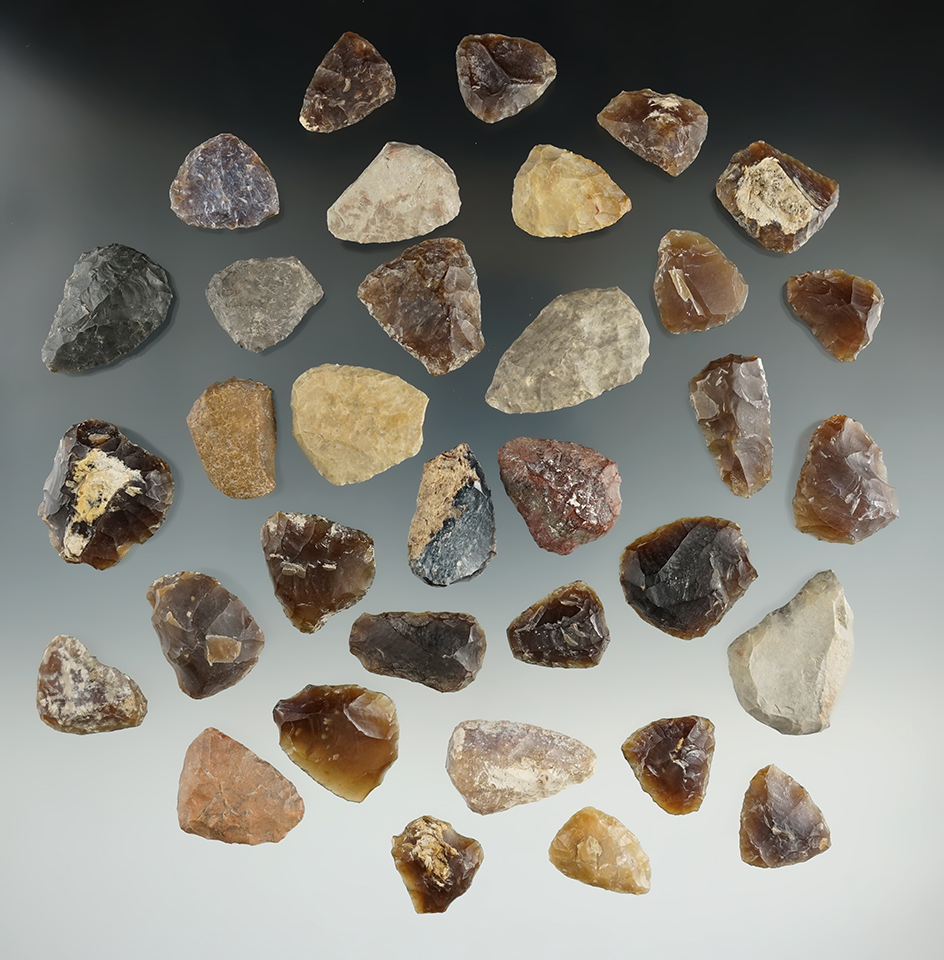 Group of High Plains thumb scrapers, many are Knife River flints.