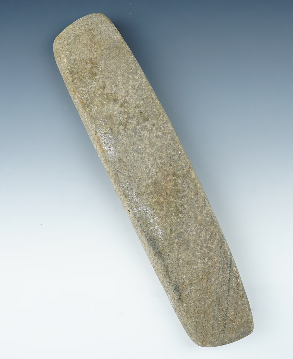 Large and very well shaped 13" Mano in excellent condition. Found in New Mexico.