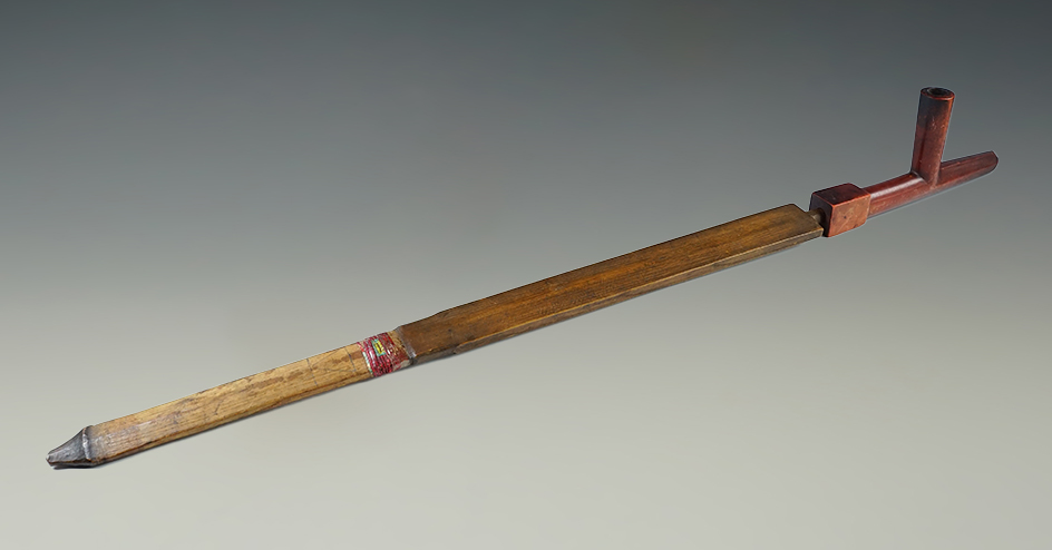 8 7/8" long x 3 7/8" tall circa 1800's Catlinite Pipe with 25 1/2" wood stem.