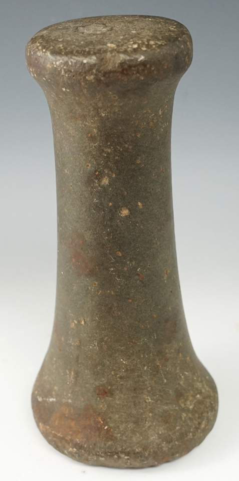 Large and well styled 7 9/16" Columbia River Maul that is nicely styled from dense hardstone.