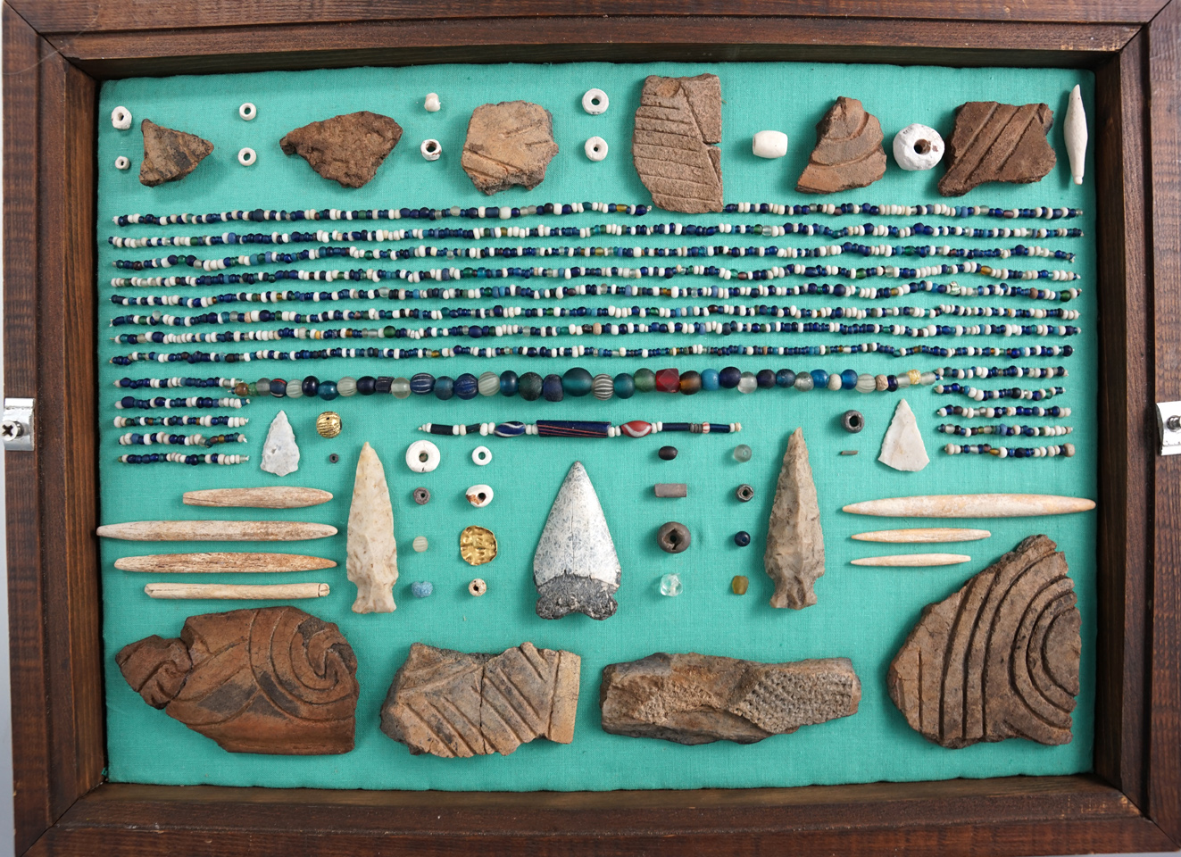 Exceptional frame of Florida artifacts from the old-time Robert Barr collection.