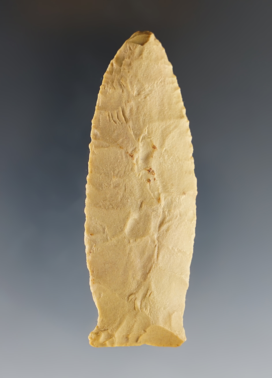 Great style on this well flaked 2 15/16" uniquely styled articulated Lanceolate - Kentucky.  