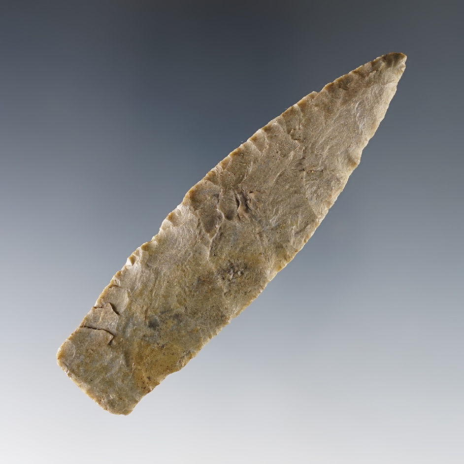 Excellent style on this 2 3/8" Copena found in Tennessee. Made from Ft. Payne Chert.