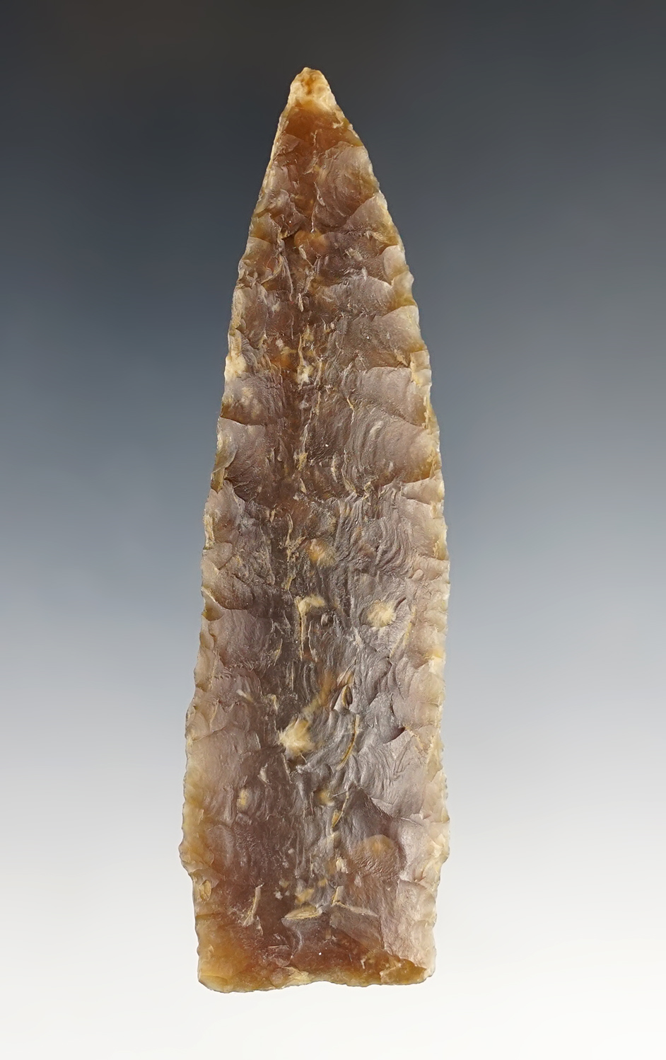 4" Scottsbluff made from Knife River Flint. Found in Monona Co., Iowa. Comes with a Stermer COA. 