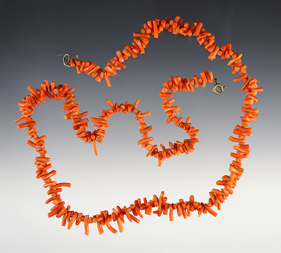 Attractive Southwestern necklace.