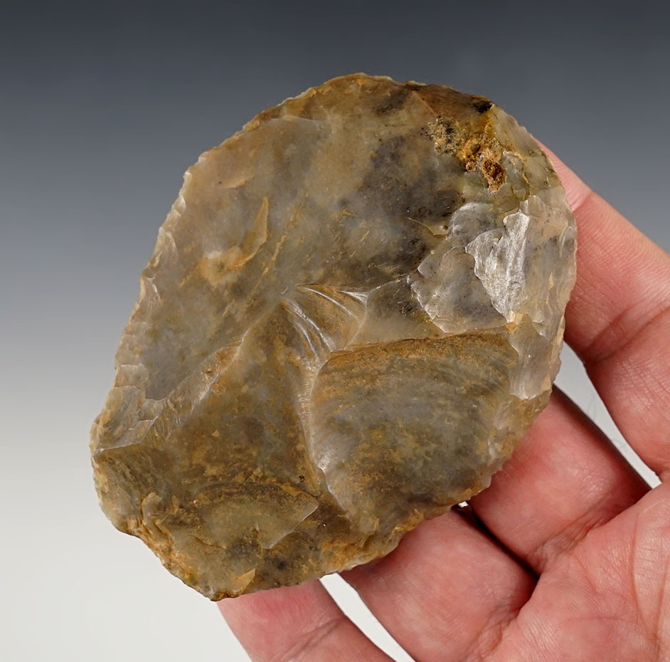 Large 3 1/2" beautifully flaked Turtle Back Scraper - Flint Ridge Flint. Washington Co., Ohio. 