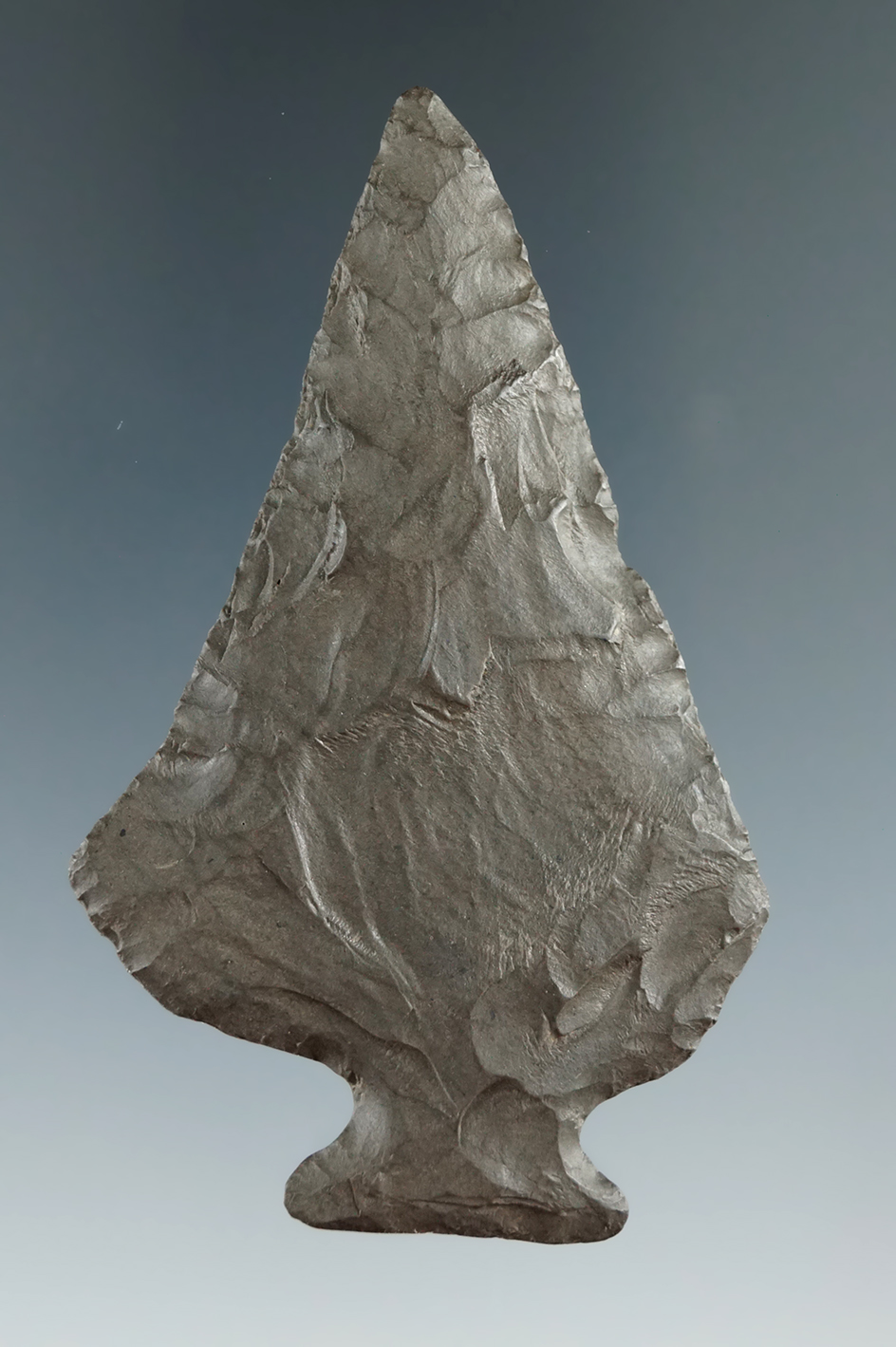 2 7/8" Perkiomen made from Esopus chert  that is nicely styled found in Seneca Co., New York.