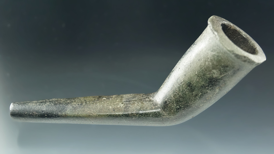 6" long Virginia style Obtuse Angle Woodland period Pipe made from steatite in nice condition.