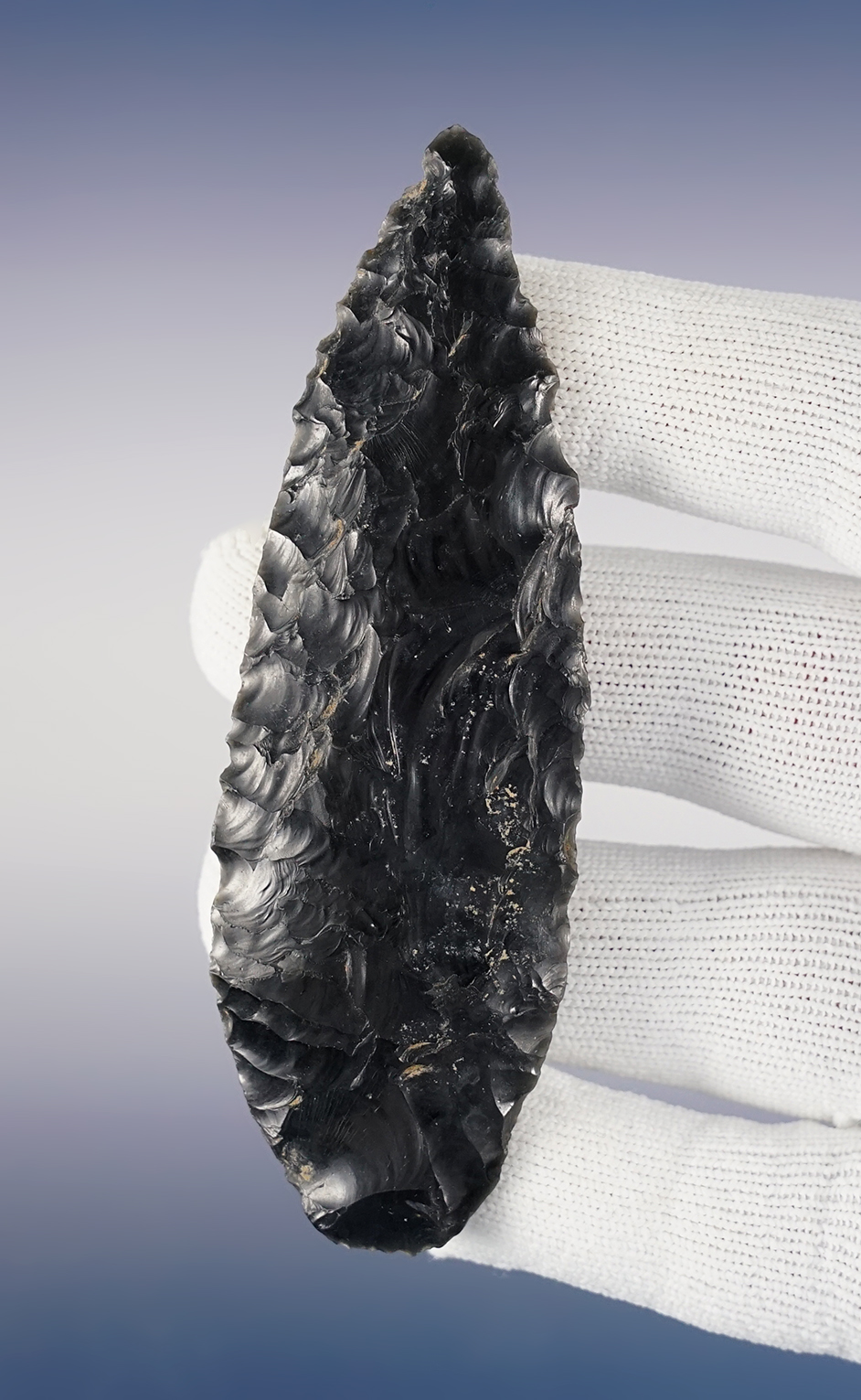 4 1/8" Cascade Knife with a ground base. Found in Oregon in the 1960's.  Well patinated.