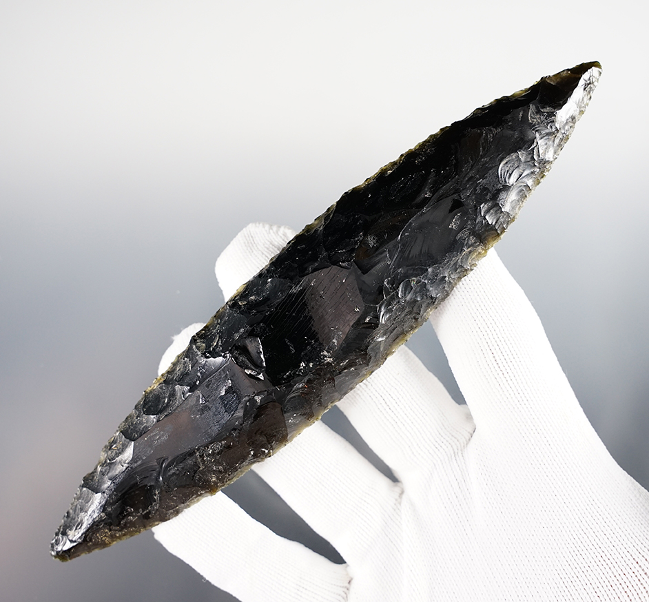 Large and well patinated 6 5/8" Obsidian Bi-Pointed Knife found in Idaho. Bennett COA.