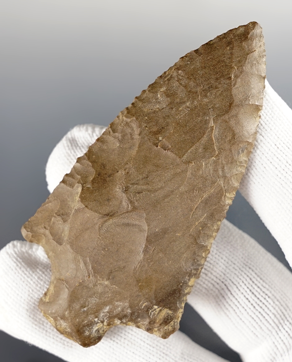 3 1/8" Pickwick found in Tennessee. Nice flaking and well patinated.