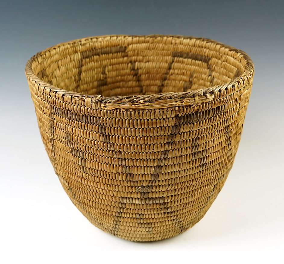 Tightly woven 6 1/2" tall x 8" wide Vintage Basket in excellent condition.
