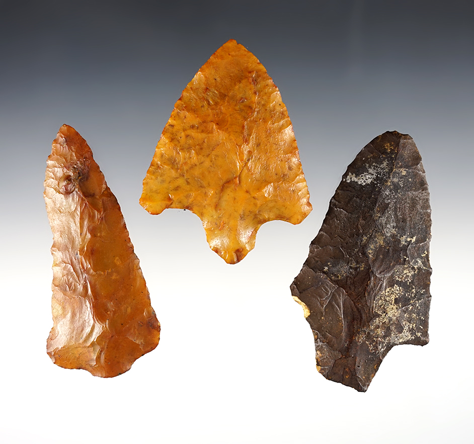Set of 3 well patinated Florida points. The largest is 3  1/2".