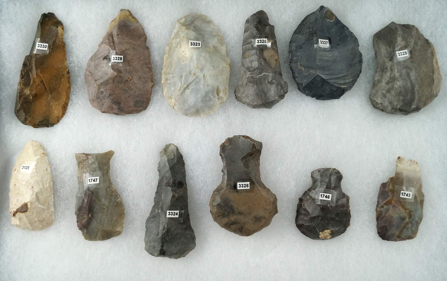 Large group of 12 Scrapers made from beautiful material and found in Ohio, KY, and TN.