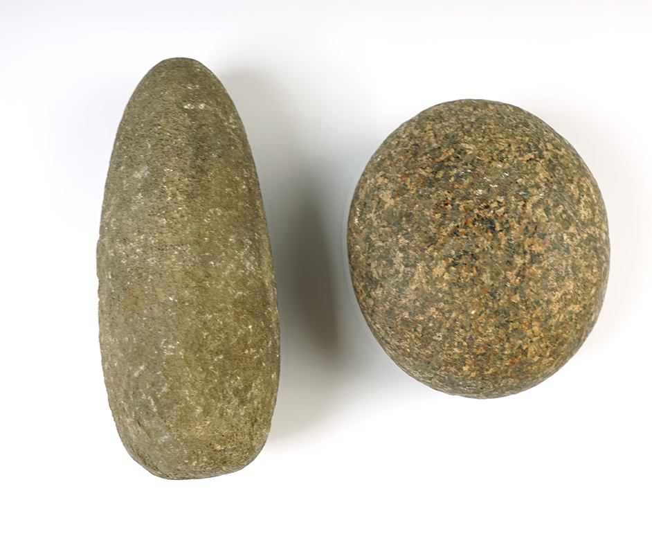 Pair of Hardstone artifacts including a Pestle and a Granite Mano. Found in the Ohio/Kentucky area. Pair of Hardstone artifacts including a Pestle and a Granite Mano. Found in the Ohio/Kentucky area