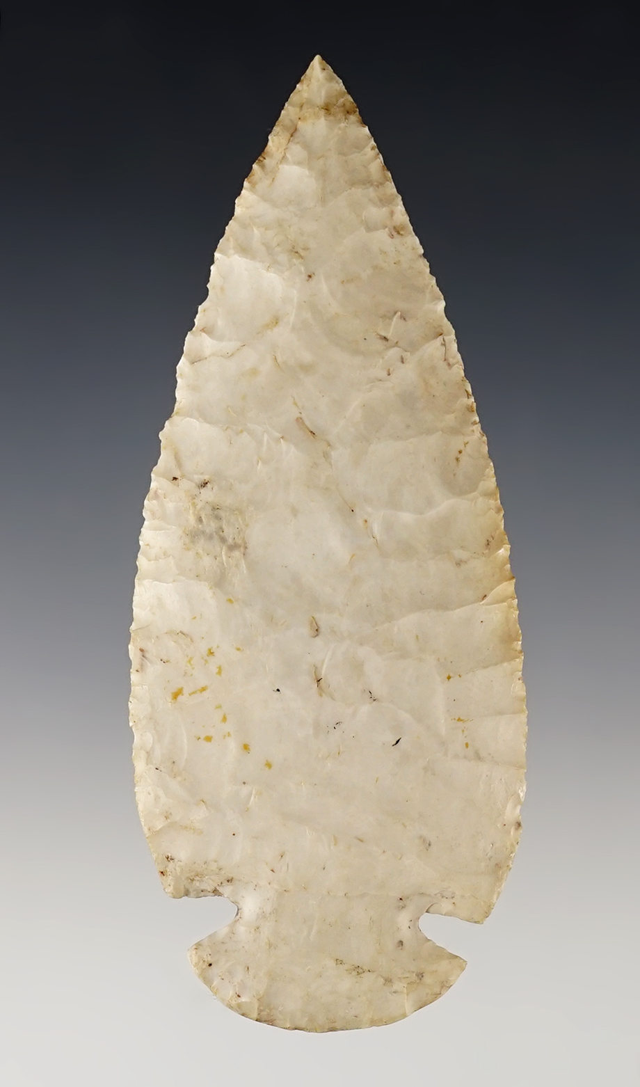 Excellent flaking on this 4 1/16" Dovetail found in Hancock Co., Illinois. Burlington Chert. 