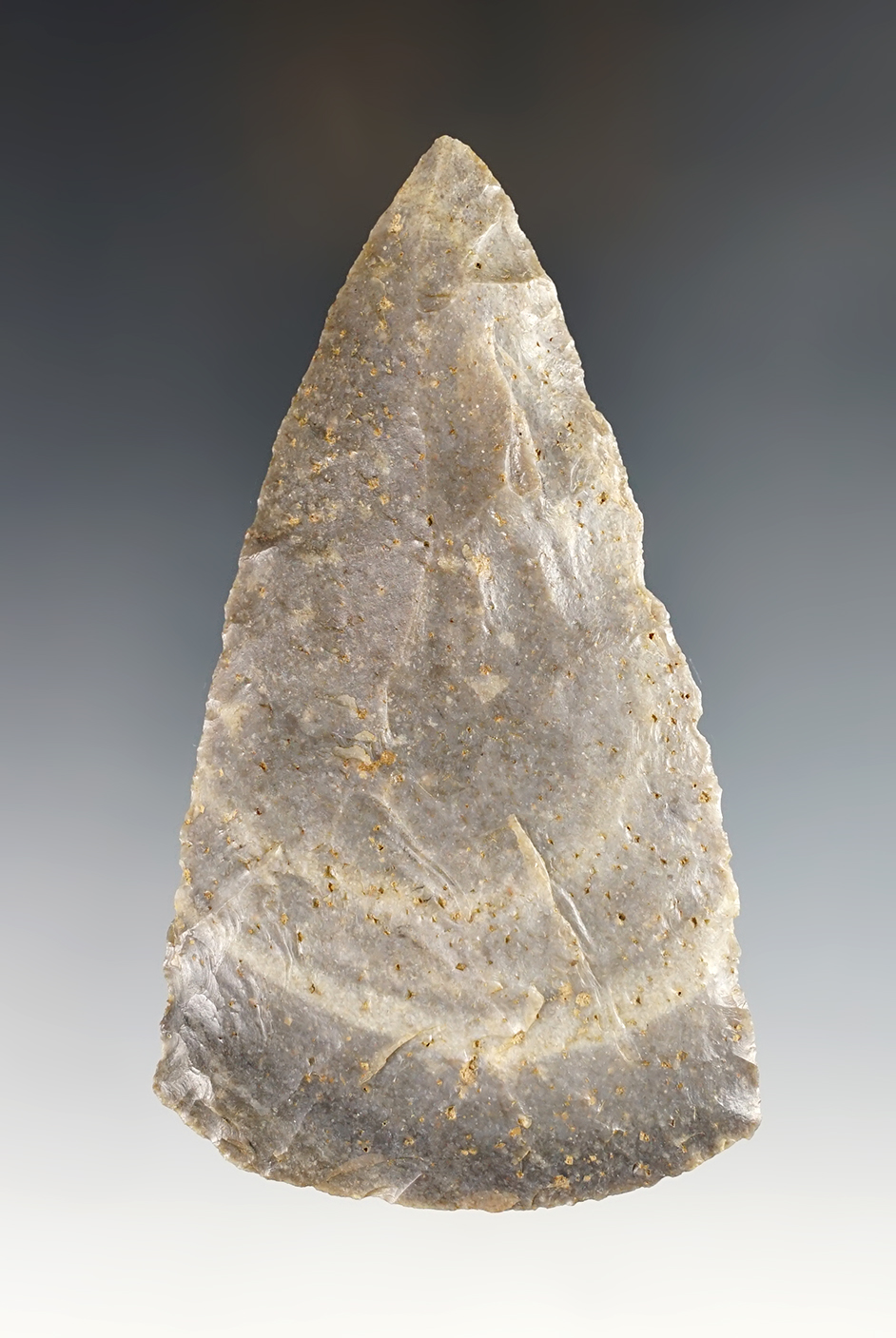 Outstanding 4 3/16" Hornstone Blade with a nice "Bull's eye" in the pattern. Ohio/Kentucky.