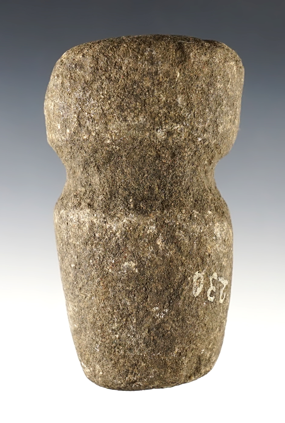 3 1/2" long 3/4 Groove Hammerstone that is well styled. Found in the Ohio/Indiana area.