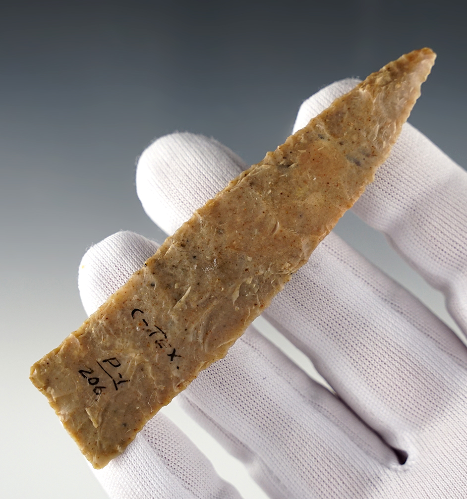 4" thin and finely flaked Darl Blade found in Texas. Ex. Greg Perino.