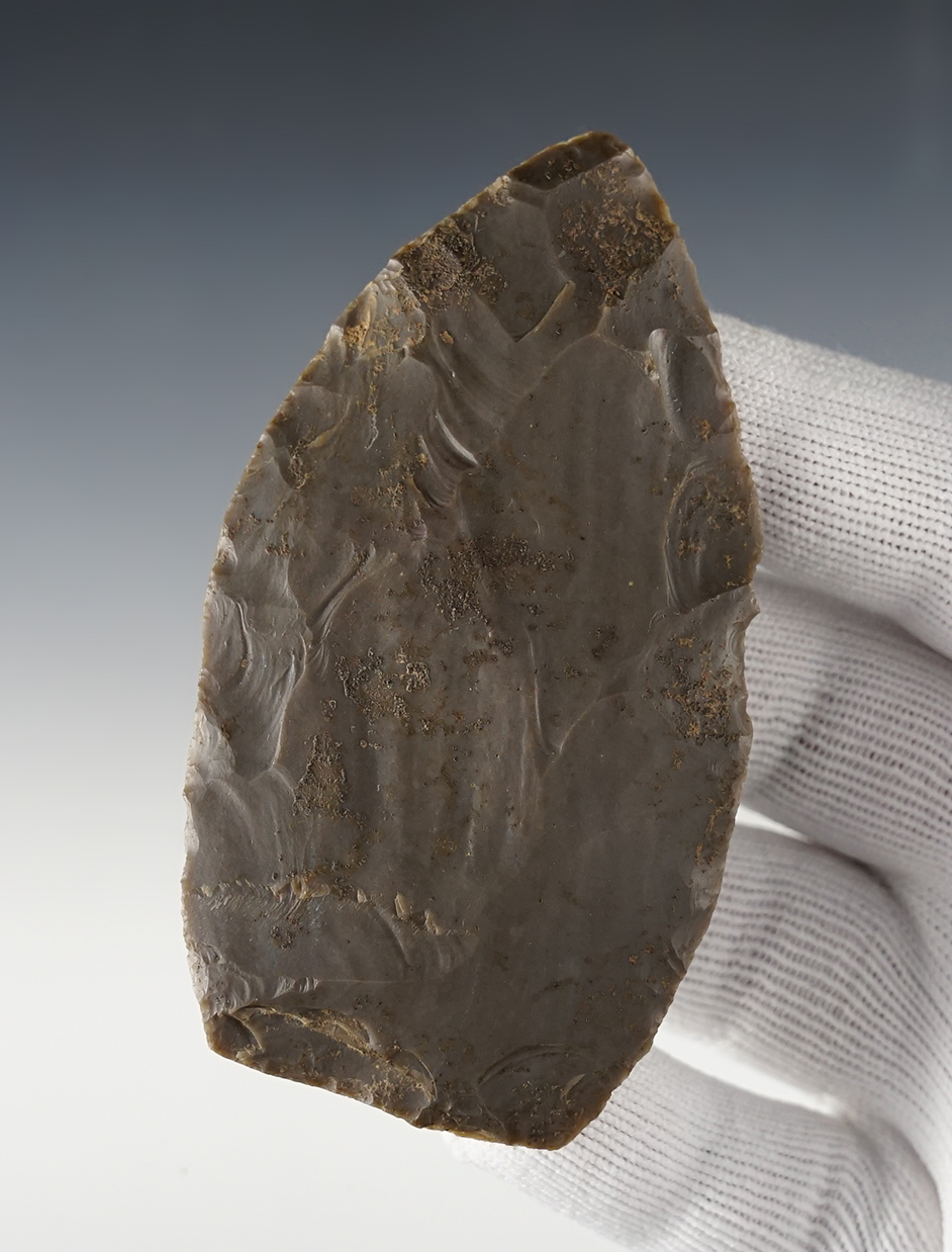 3 5/8" Hornstone Blade that is well patinated. Found in Pulaski Co., Ohio.