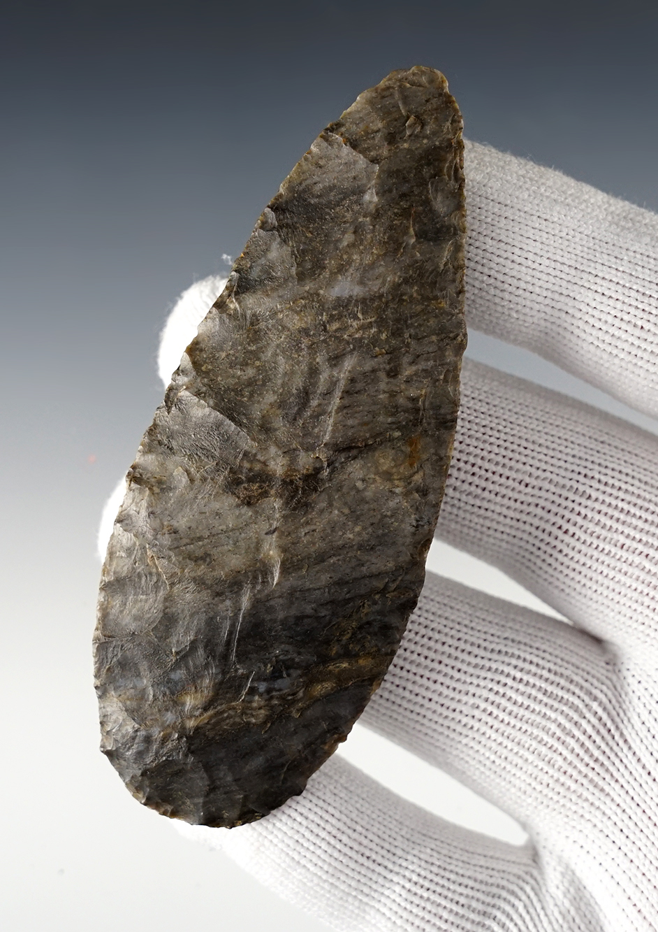 3 1/8" Leaf-shaped Blade made from Coshocton Flint. Found in Ohio.
