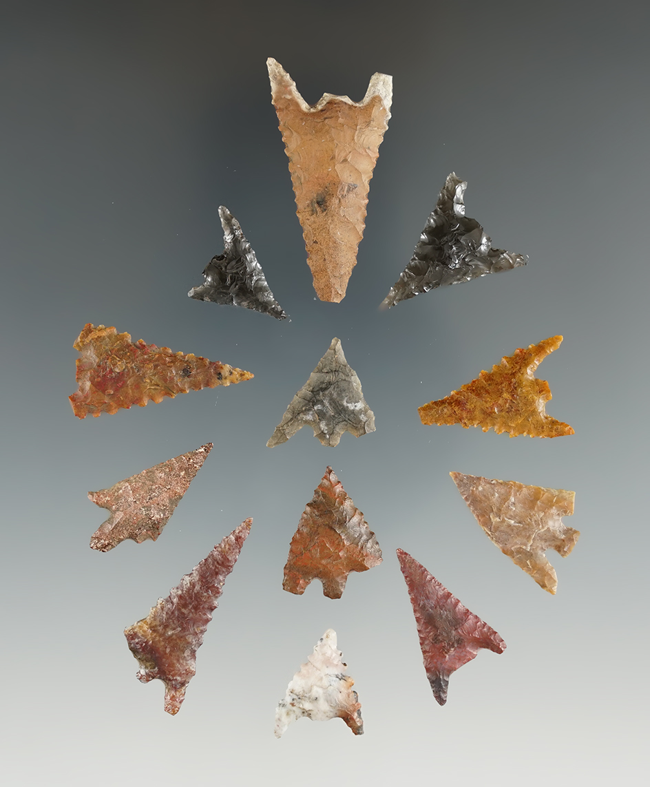 Group of 12 assorted Oregon arrowheads, largest is 1 1/2". Ex. Jim Hogue collection.