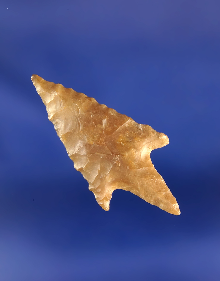 1 1/4" with exceptional flaking, style and material found in Texas.
