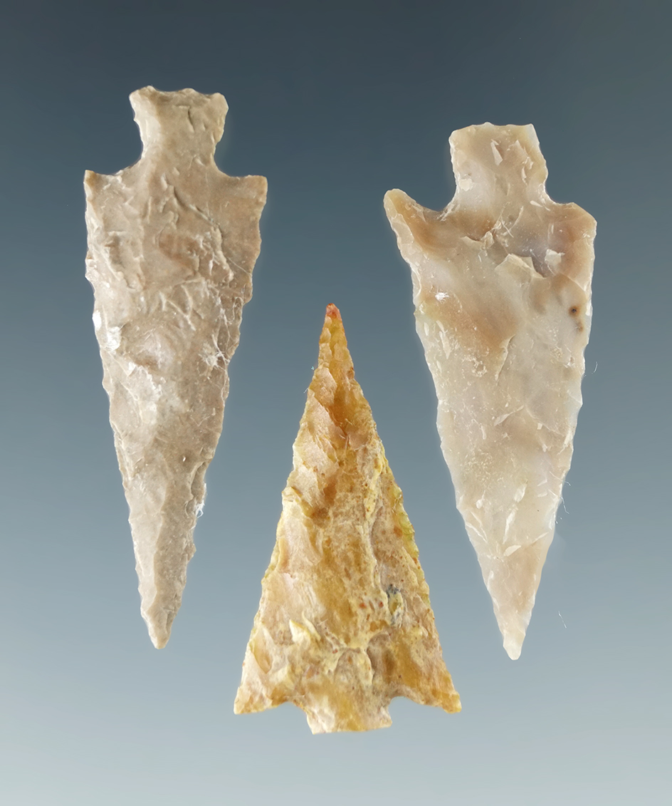 Set of three Columbia River arrowheads, one has a snapped base. Largest is 1 1/4".