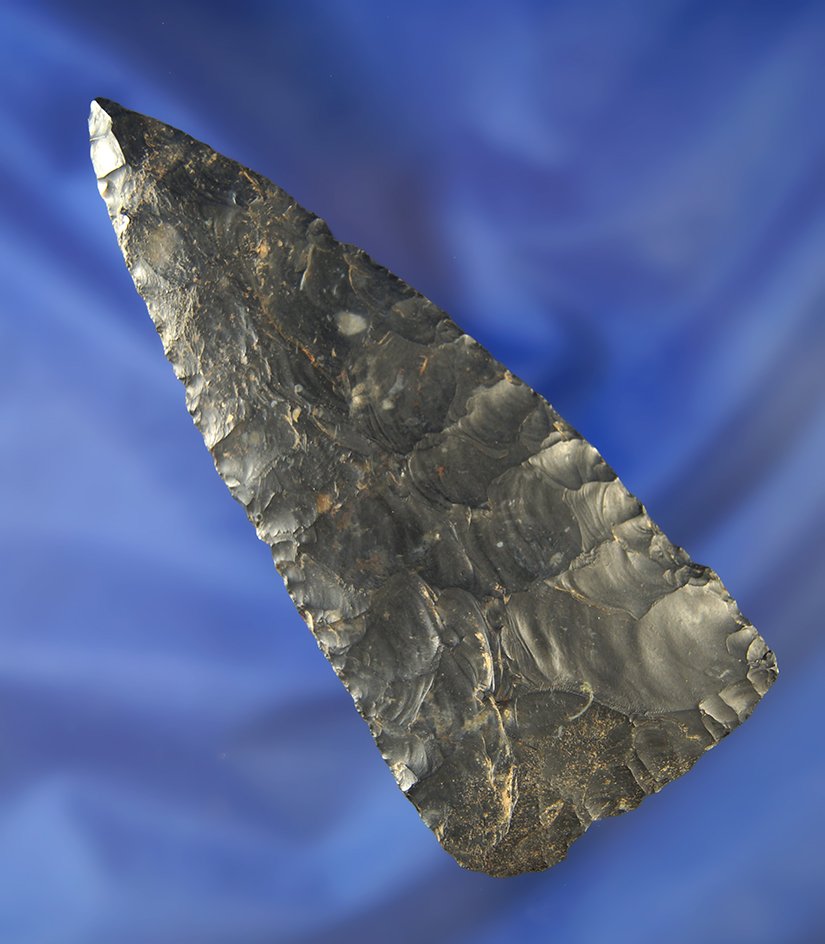 Exceptional flaking on this 3 3/4" Coshocton Flint Fort Ancient Triangular Blade  found in Ohio.