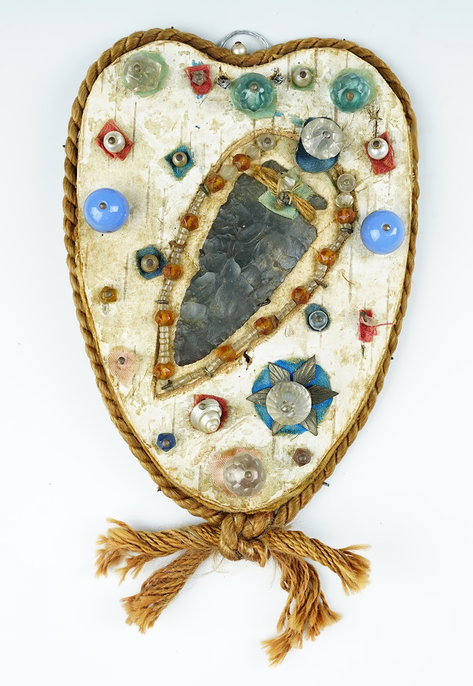 Main artifact image