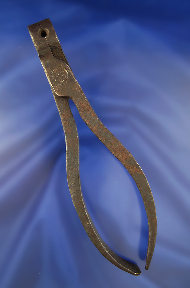 Main artifact image