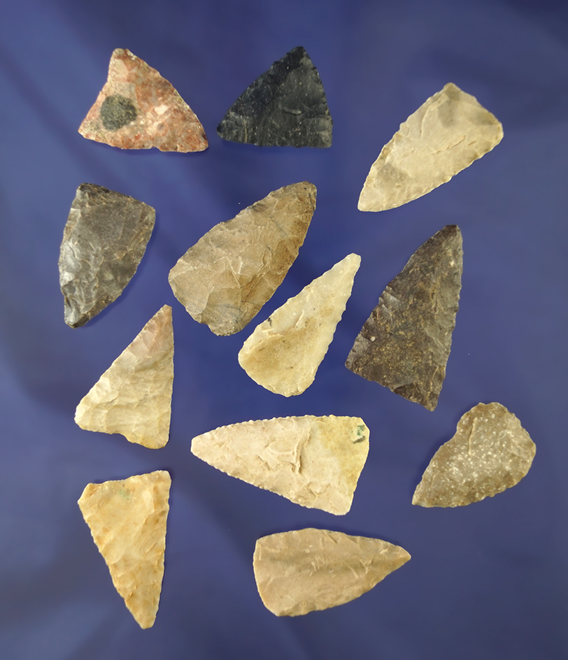 Set of 11 Triangle points found in Texas. Largest is 1 9/16".