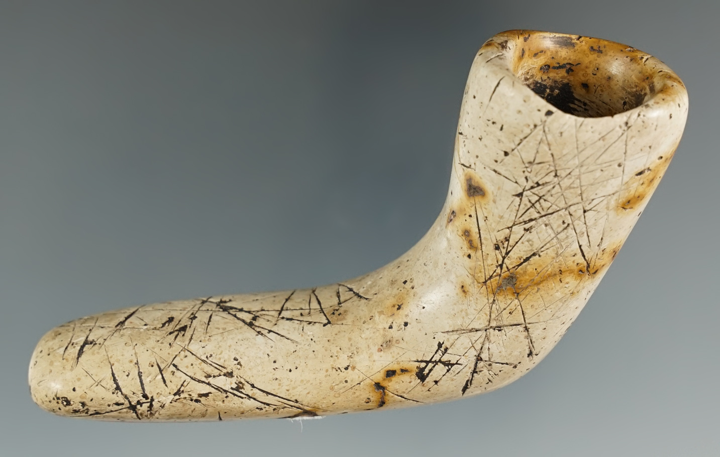 Main artifact image