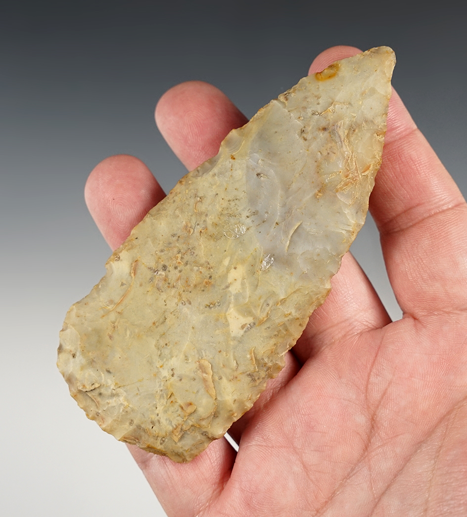 4 7/16" Knife - Flint Ridge Flint. Found in Green Co., Kentucky. Ex. James Belmont. Davis COA.