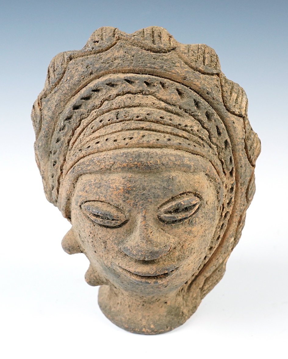 Main artifact image
