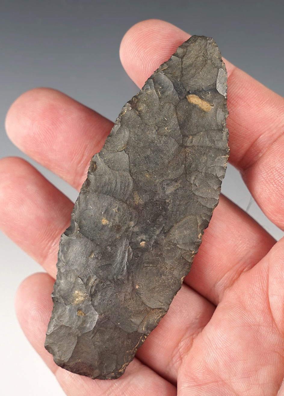 Nice 3 9/16" Ohio Stemmed Lanceolate made from Coshocton Flint. 