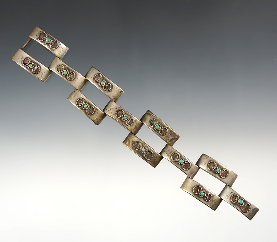 Main artifact image
