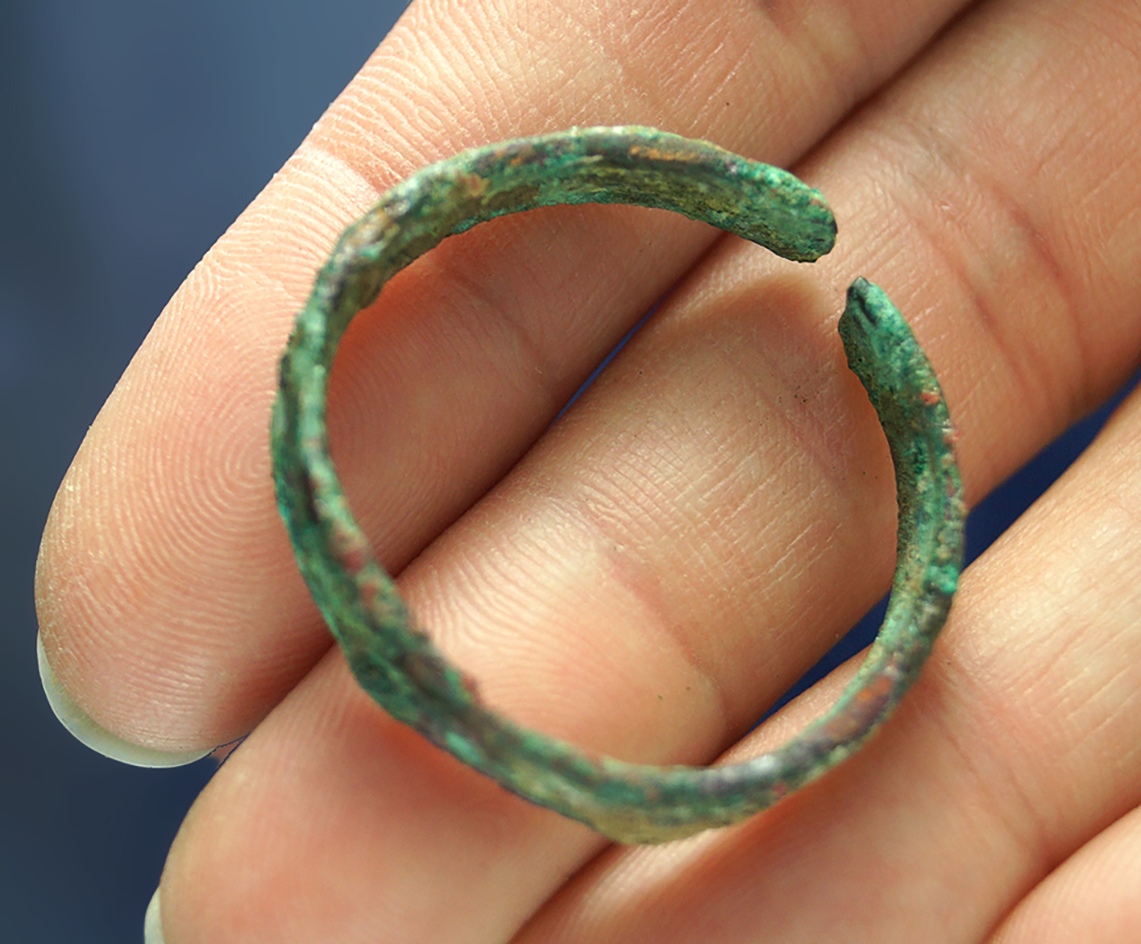 Main artifact image
