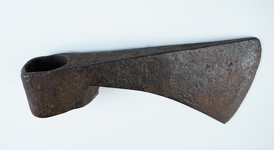 Main artifact image