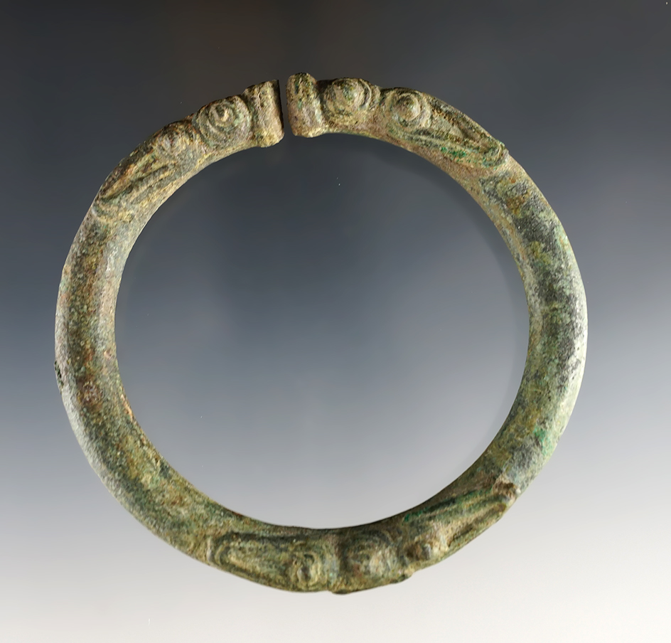 Main artifact image