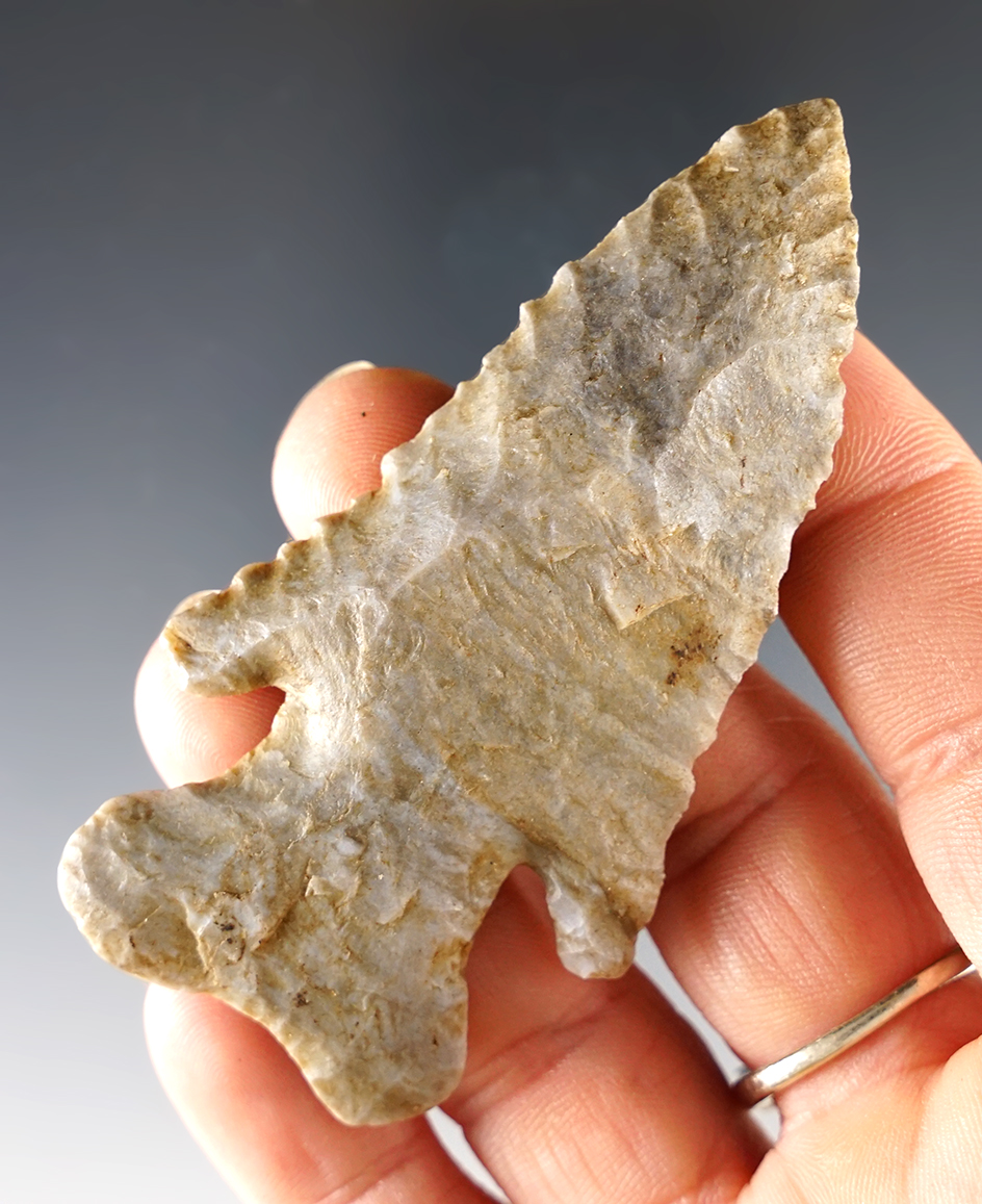 Well made 3" Ohio Thebes that is steeply beveled. Made from patinated Coshocton Gray Flint.