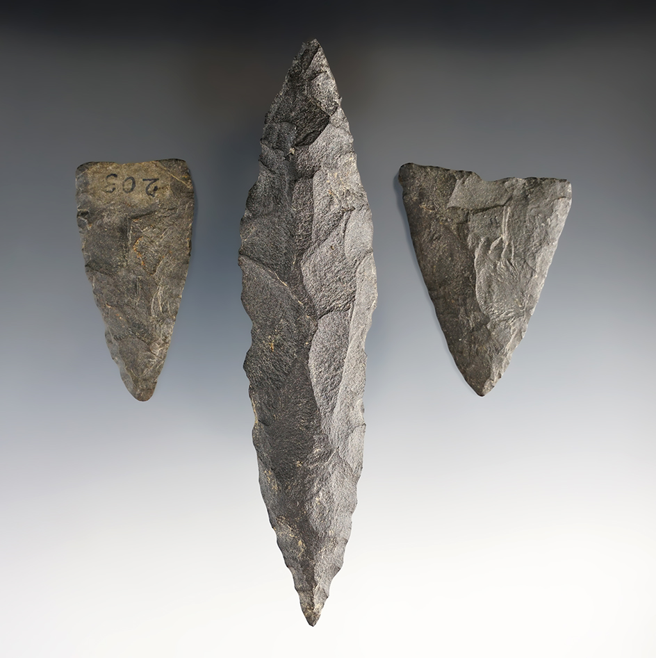 Main artifact image