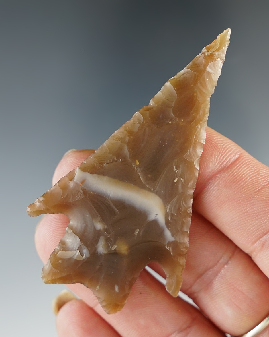 Finely made 2 11/16" Texas Pedernales point with well defined tip and shoulders.