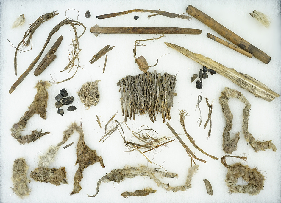 Main artifact image