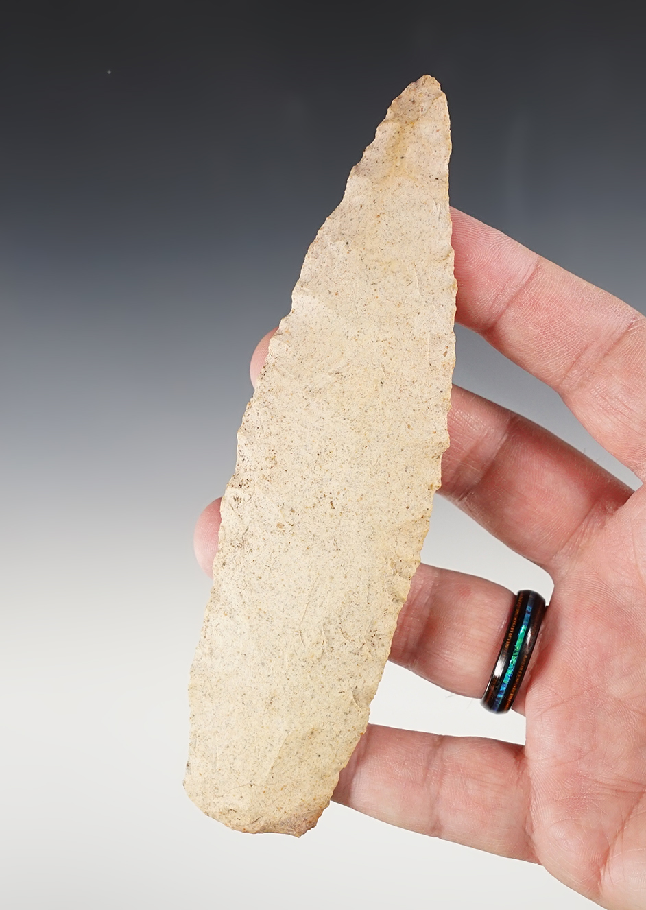 Main artifact image