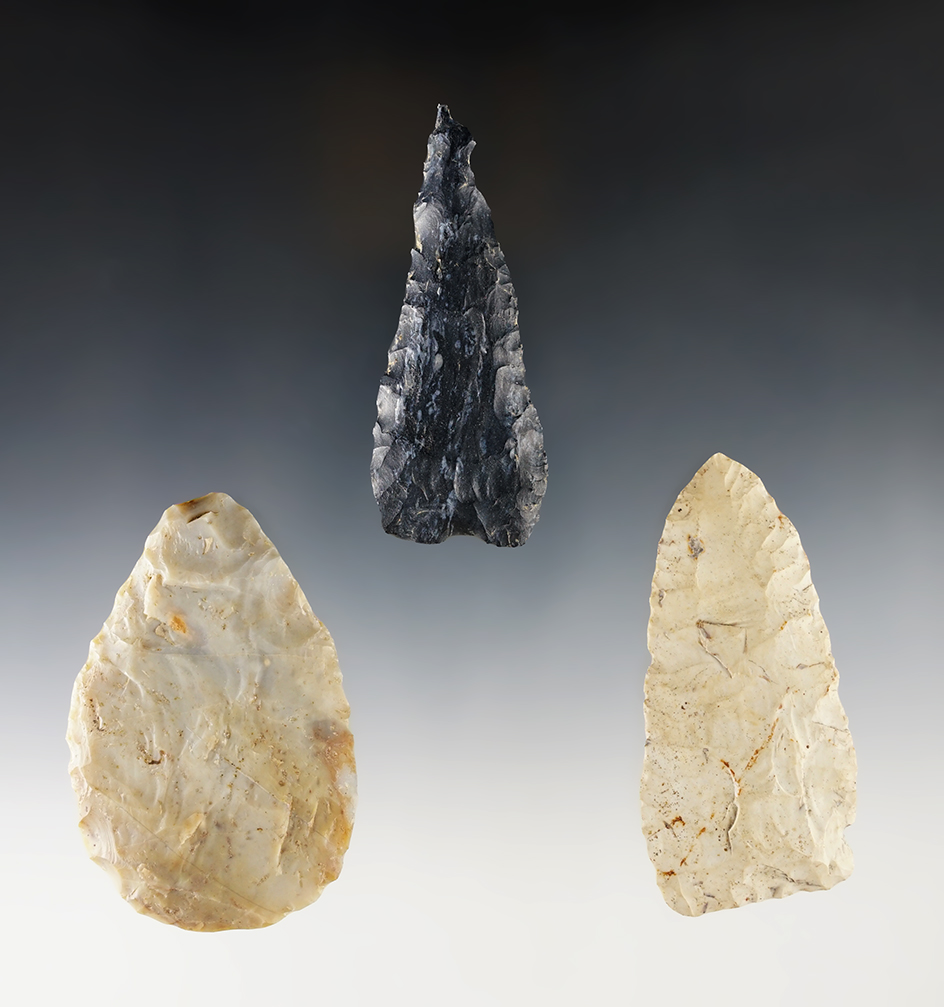 Set of 3 nice Ohio Blades found in Licking Co., Ohio. The largest is 3 1/8".