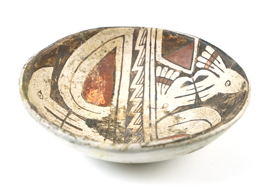 Main artifact image