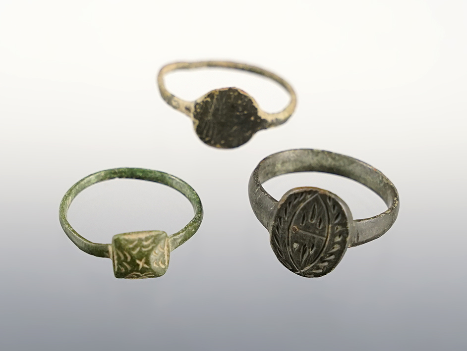 Main artifact image